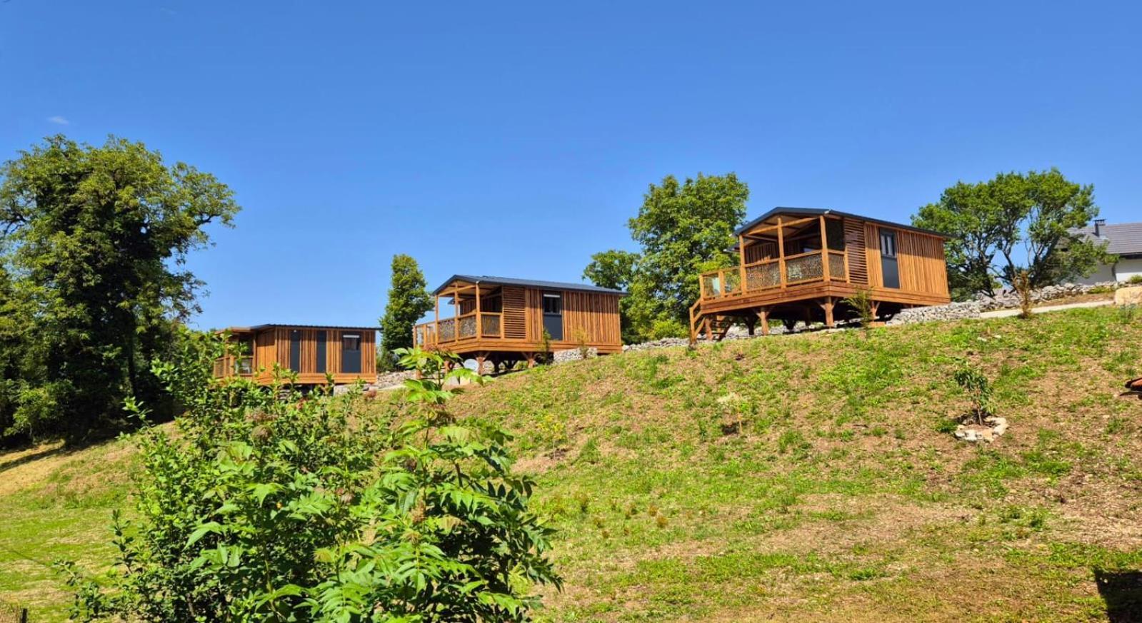 Les Lodges D'Emeraude Maisod Екстер'єр фото